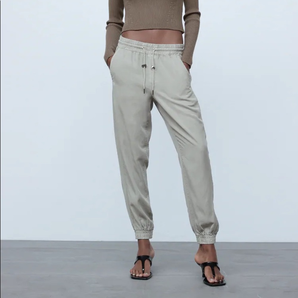 Zara Joggers